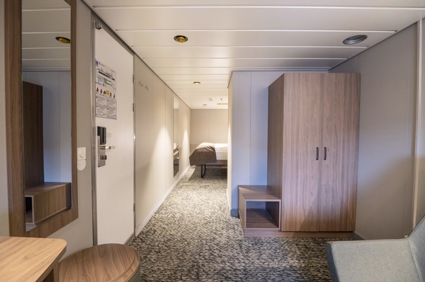 Hurtigruten Coastal Express Suite_MS_Vesteralen_HGR_159300_Photo_Tor_Farstad.jpg